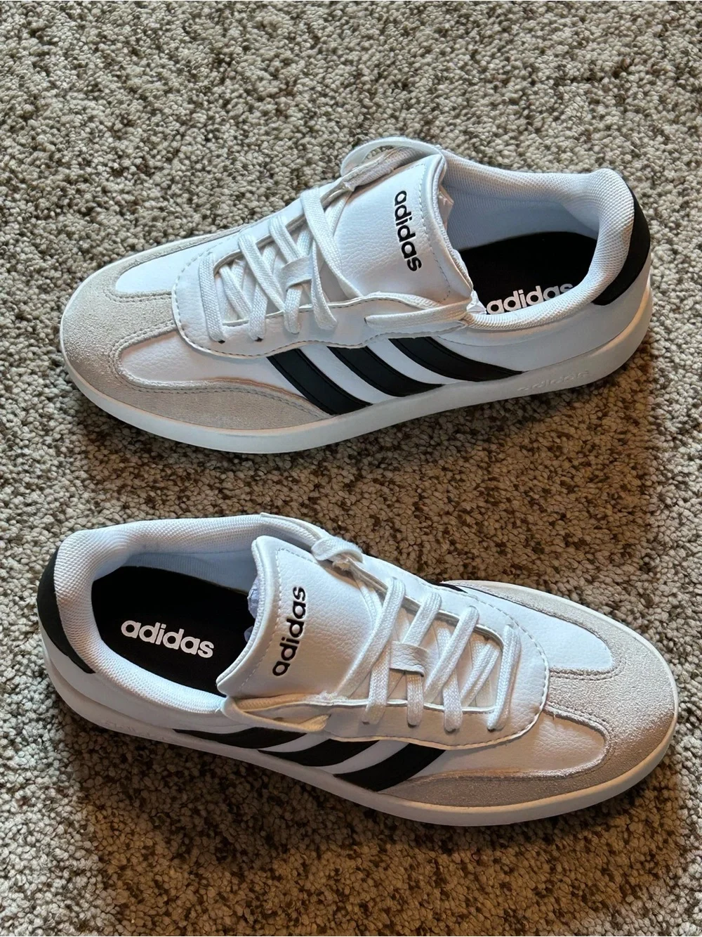 adidas classic women